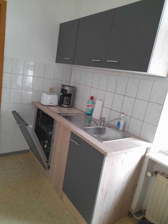 Apartment Schoene Fuer Monteure Und Sonstige Reisende *